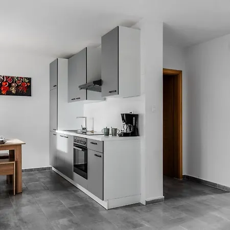 Apartments Strand