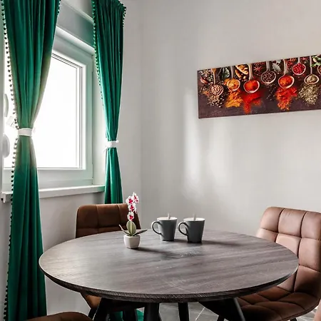 Apartamento Apartments Strand Vir