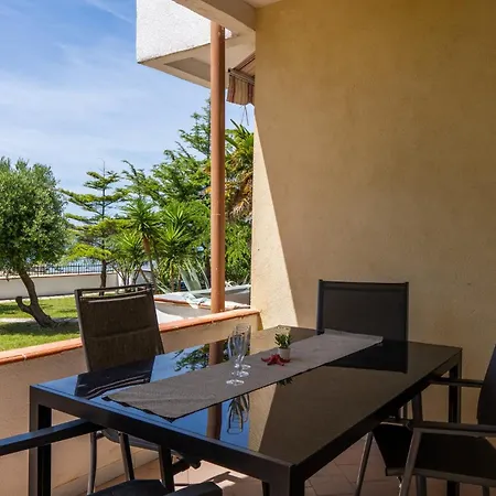 Apartamento Apartments Strand Vir