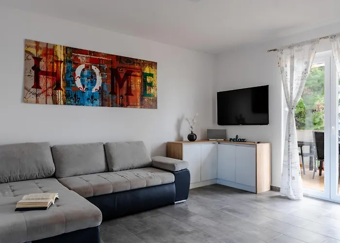 Apartments Strand Vir